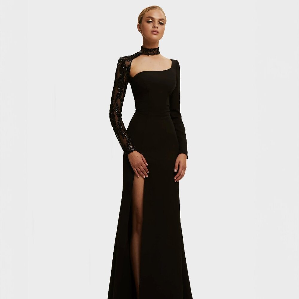 Milla Trumpet gown with detachable sleeve